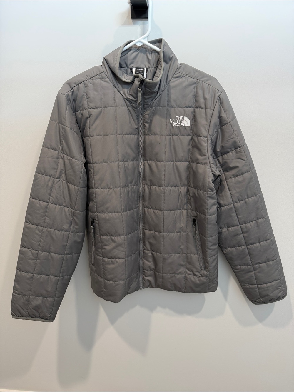 The North Face mens Gray Quilted Puffer Jacket